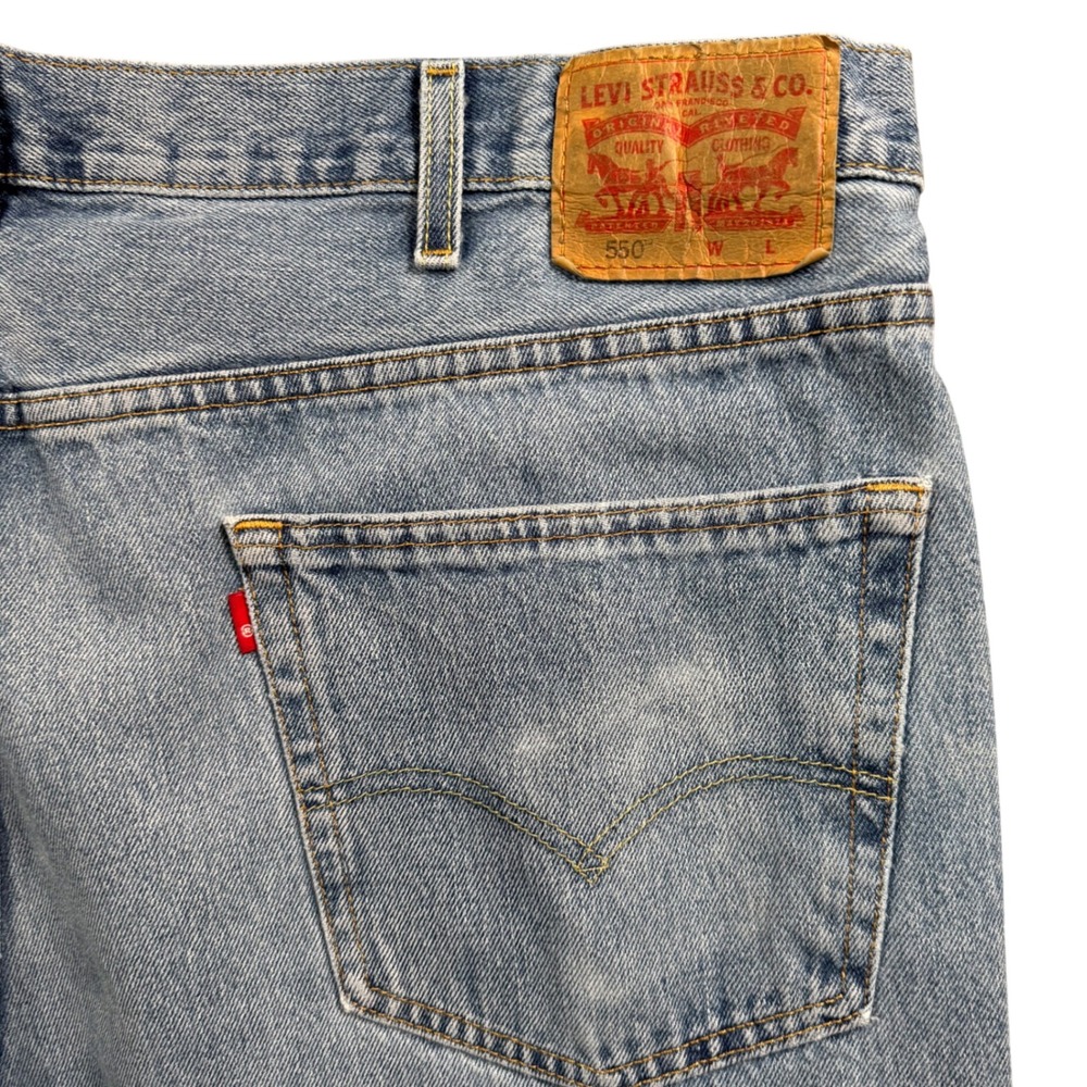 Levi's 550 Relaxed Fit Jeans Men W44 L29 Light Wash Denim Vintage 90s 2000s